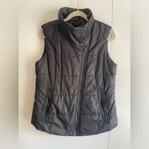 REI Insulated Black Vest